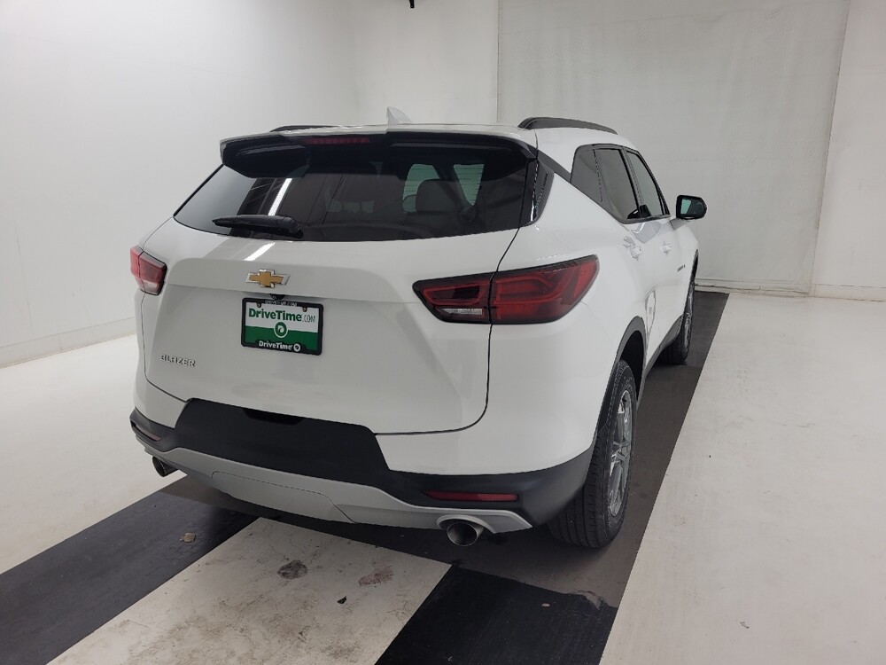 2024 Chevrolet Blazer in St. Louis, MO 63125 - 18127039 7