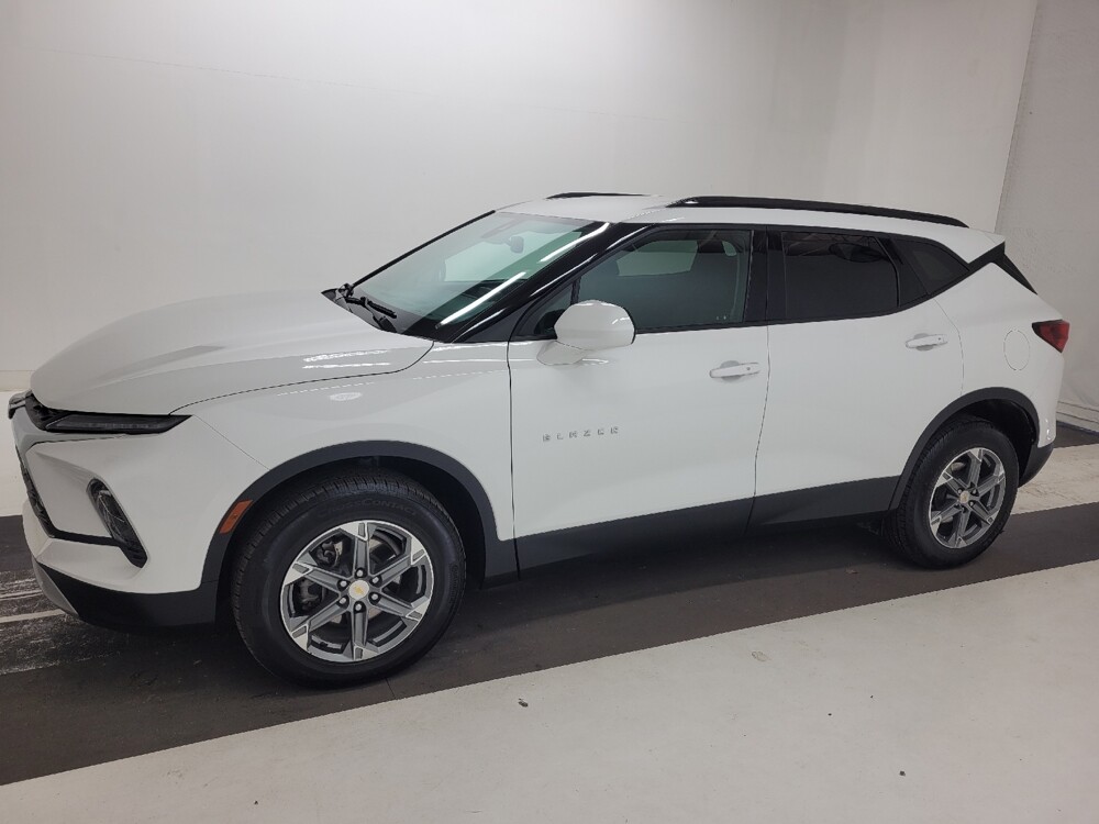 2024 Chevrolet Blazer in St. Louis, MO 63125 - 18127039 2