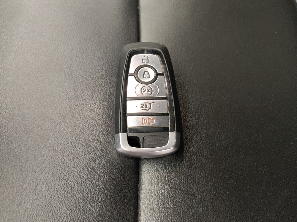 2022 Ford Explorer in Gladstone, MO 64118 - 18127043 32