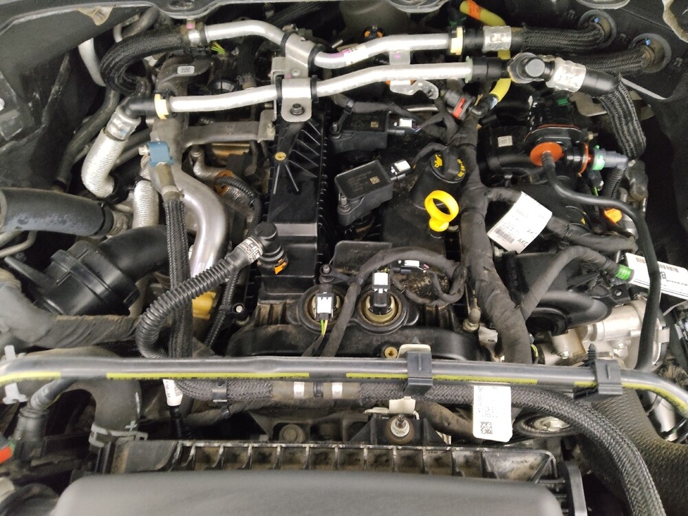 2021 Ford Explorer in Wichita, KS 67207 - 18127044 30