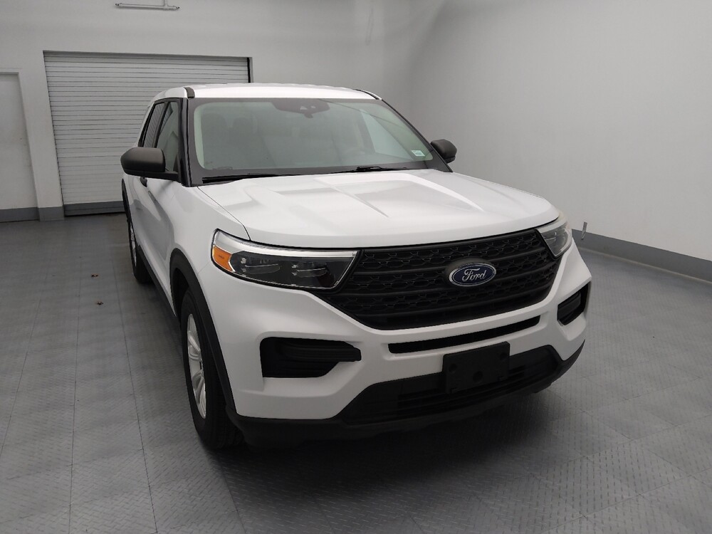 2021 Ford Explorer in Wichita, KS 67207 - 18127044 14