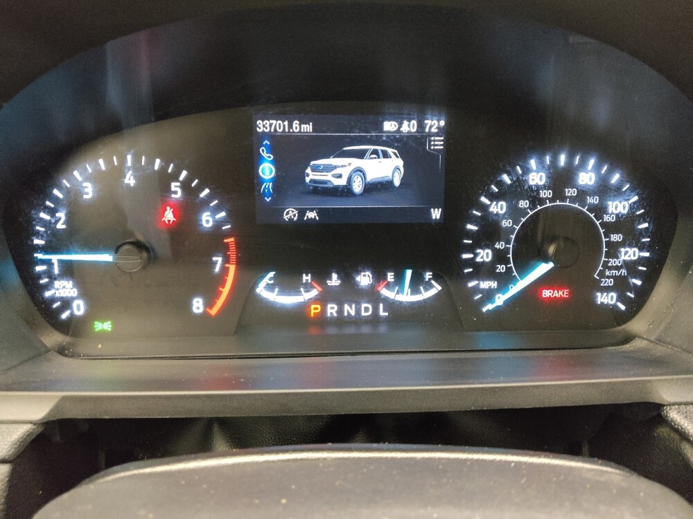 2021 Ford Explorer in Wichita, KS 67207 - 18127044 23