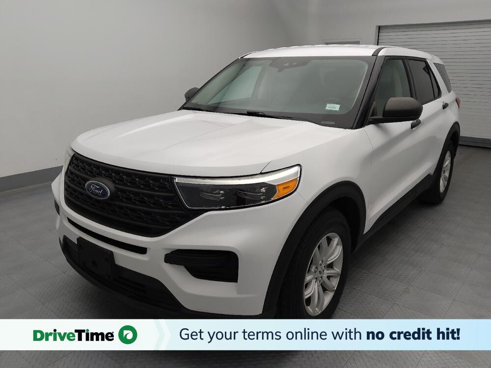 2021 Ford Explorer in Wichita, KS 67207 - 18127044