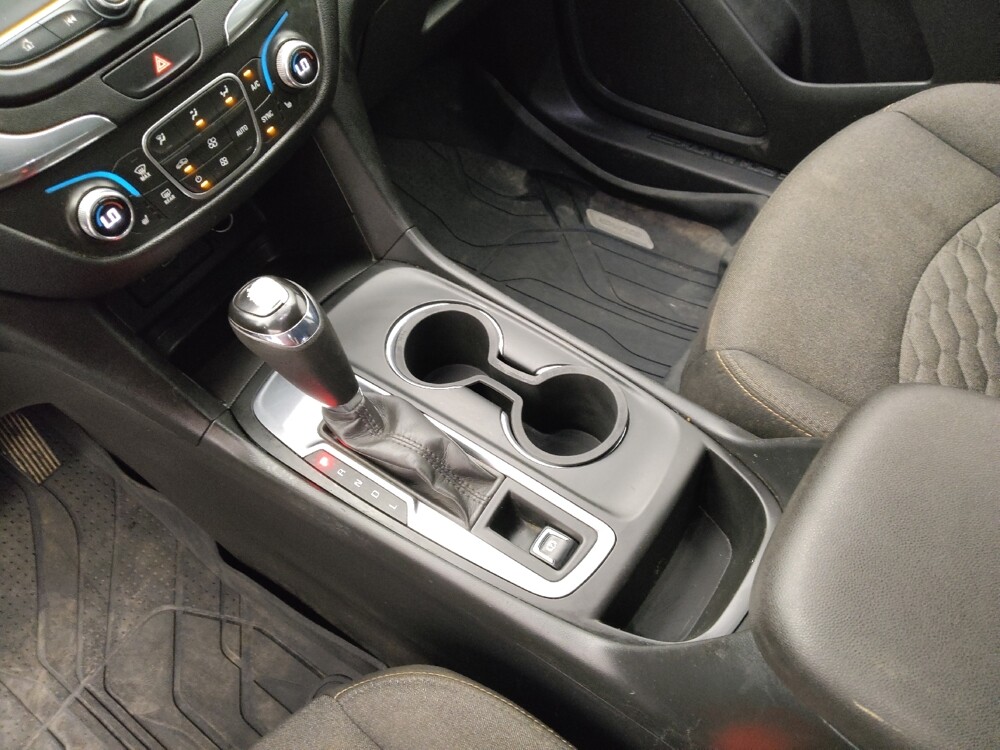 2020 Chevrolet Equinox in Springfield, MO 65807 - 18127046 26