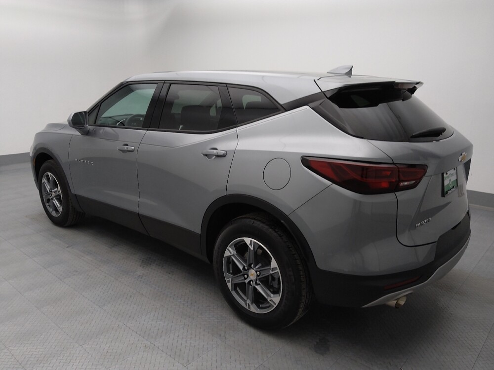 2024 Chevrolet Blazer in St. Louis, MO 63136 - 18127049 3