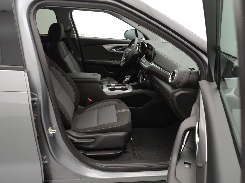 2024 Chevrolet Blazer in St. Louis, MO 63136 - 18127049 21