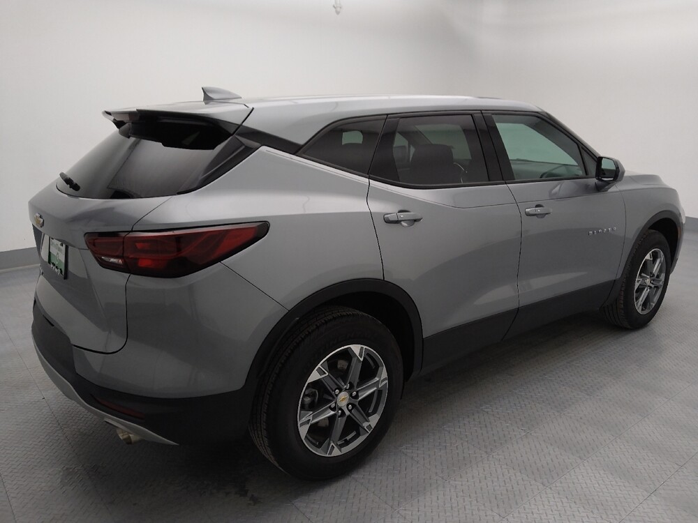 2024 Chevrolet Blazer in St. Louis, MO 63136 - 18127049 10