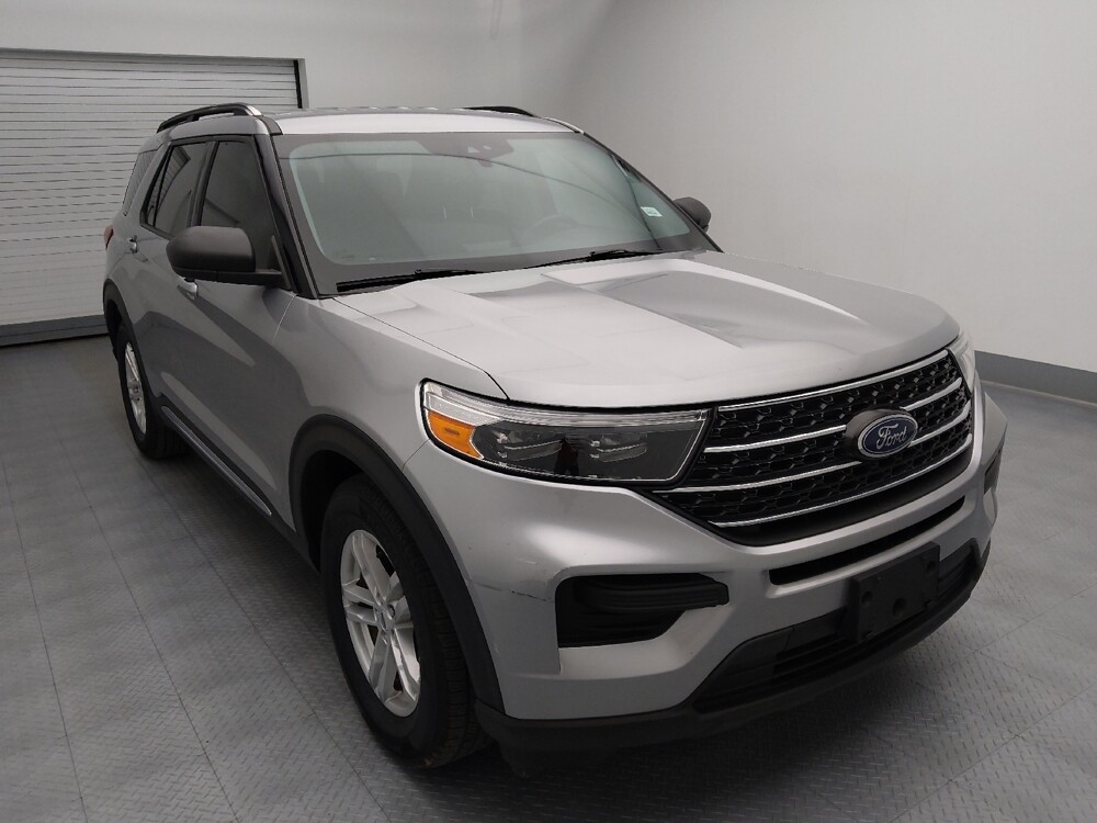 2021 Ford Explorer in Wichita, KS 67207 - 18127052 13