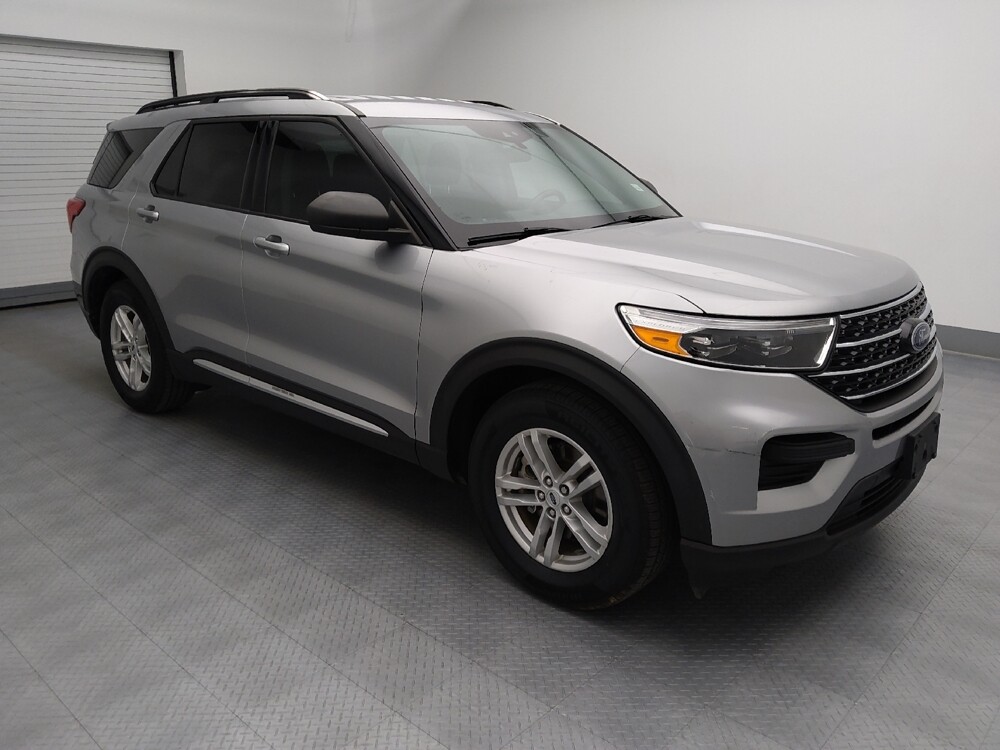 2021 Ford Explorer in Wichita, KS 67207 - 18127052 11