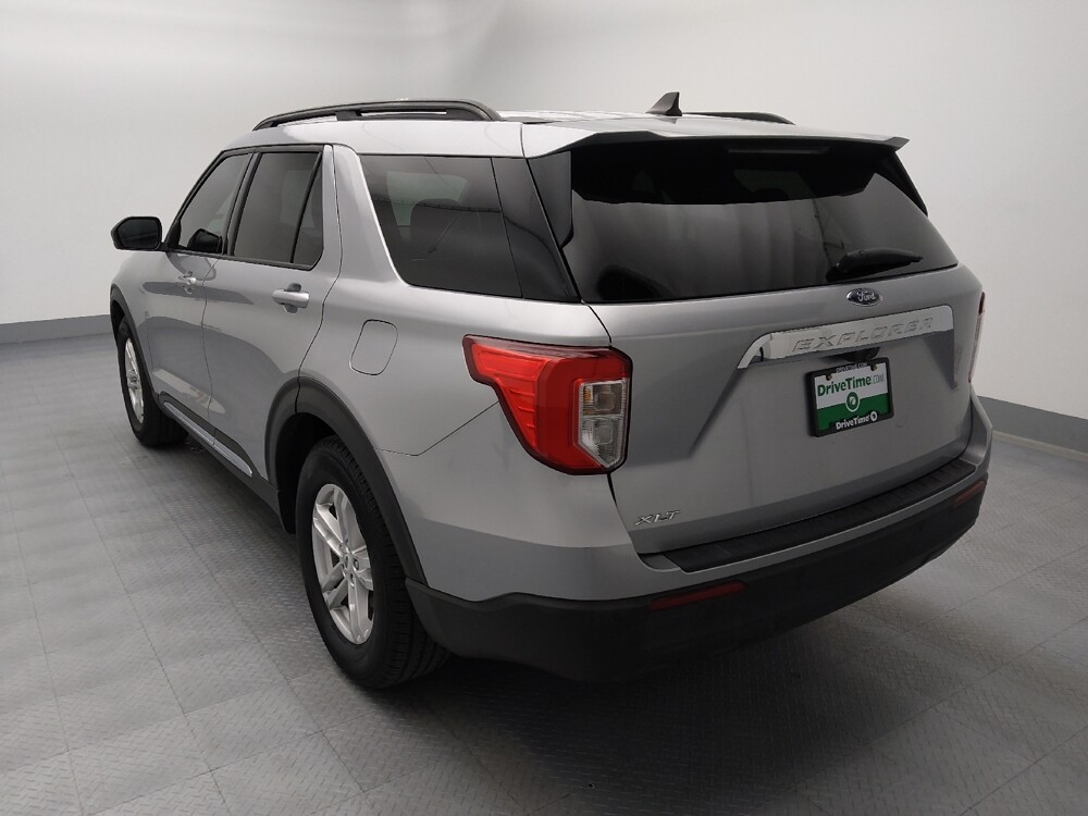 2021 Ford Explorer in Wichita, KS 67207 - 18127052 5