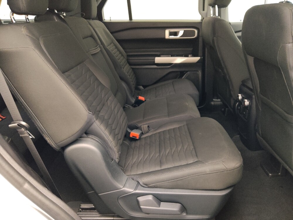 2021 Ford Explorer in Wichita, KS 67207 - 18127052 19