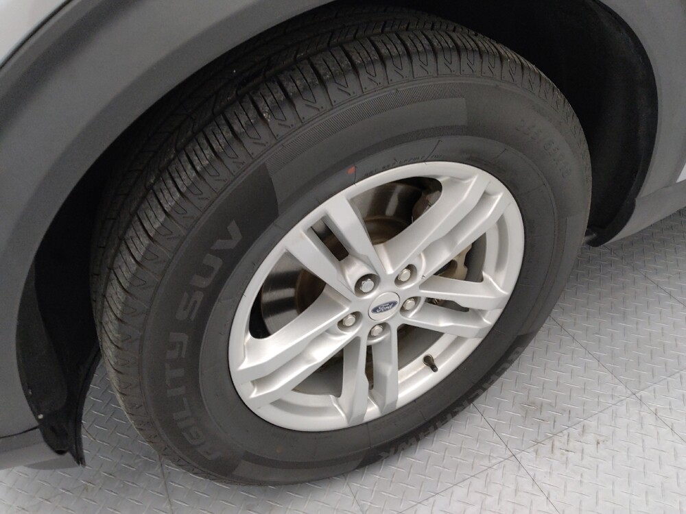 2021 Ford Explorer in Wichita, KS 67207 - 18127052 31