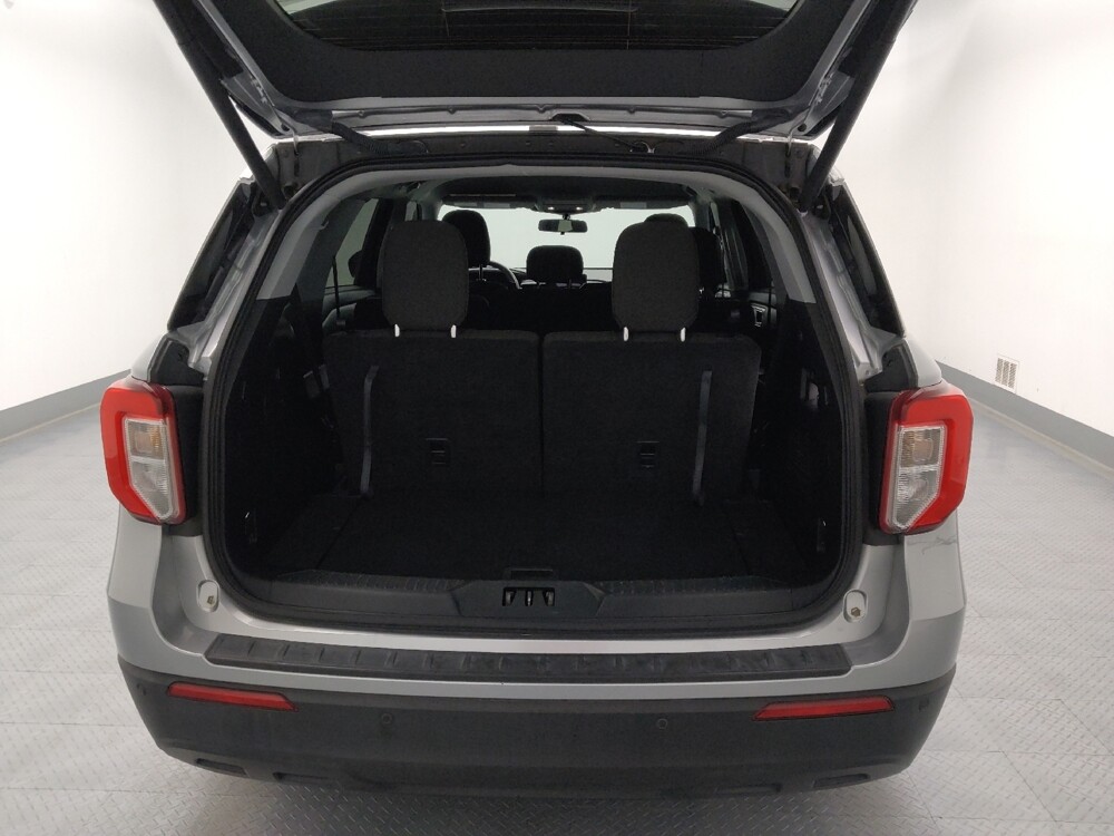 2021 Ford Explorer in Wichita, KS 67207 - 18127052 29