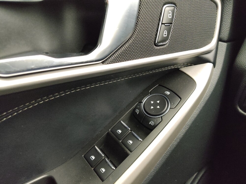 2021 Ford Explorer in Wichita, KS 67207 - 18127052 27