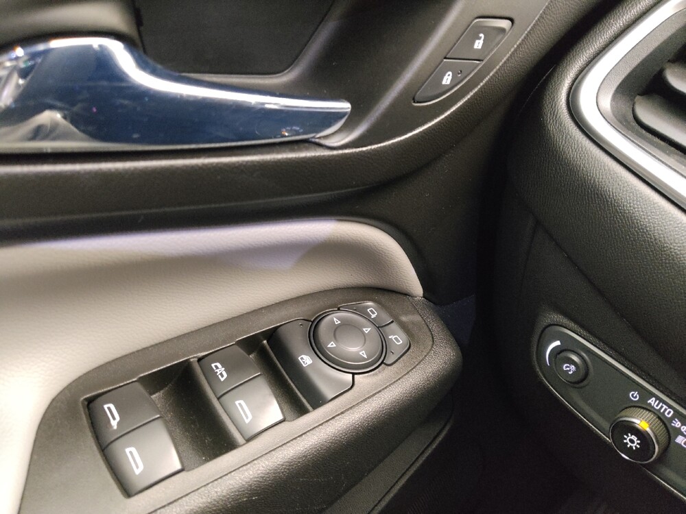 2021 Chevrolet Equinox in Independence, MO 64055 - 18127053 27