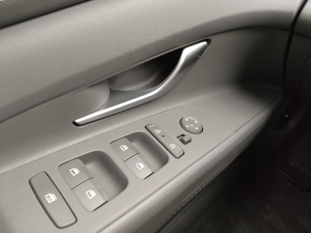 2025 Hyundai Elantra in Independence, MO 64055 - 18127055 27