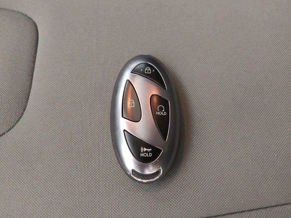 2025 Hyundai Elantra in Independence, MO 64055 - 18127055 32