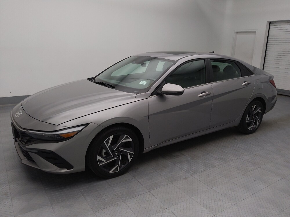 2025 Hyundai Elantra in Independence, MO 64055 - 18127055 2