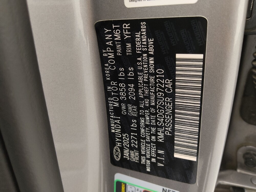 2025 Hyundai Elantra in Independence, MO 64055 - 18127055 33