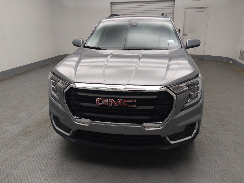 2024 GMC Terrain in Peoria, IL 61615 - 18127065 15