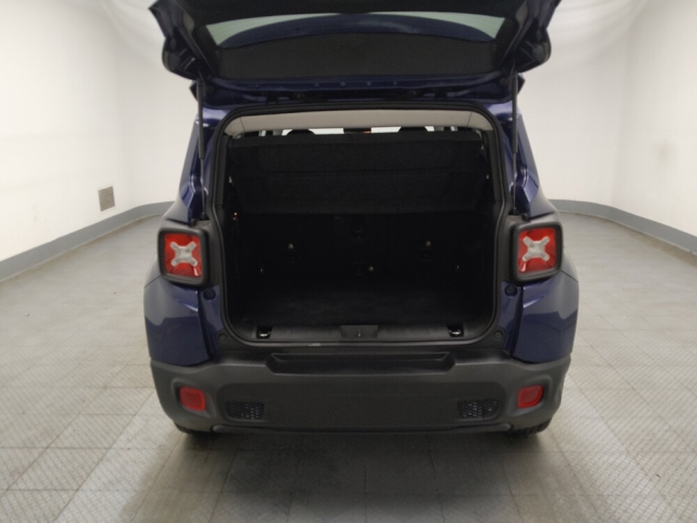 2021 Jeep Renegade in Lombard, IL 60148 - 18127069 29