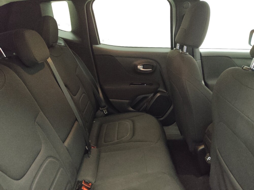 2021 Jeep Renegade in Lombard, IL 60148 - 18127069 19