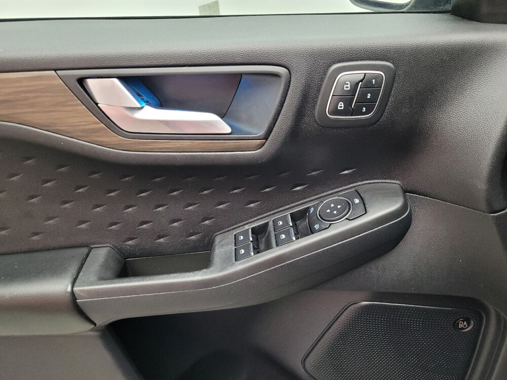 2020 Ford Escape in Des Moines, IA 50310 - 18127072 27