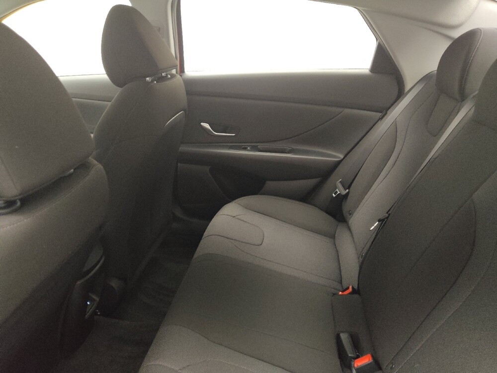 2025 Hyundai Elantra in Lombard, IL 60148 - 18127075 18