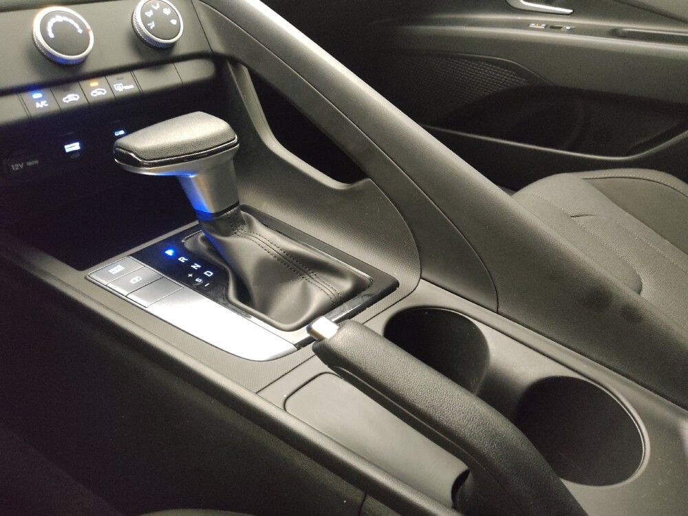2025 Hyundai Elantra in Lombard, IL 60148 - 18127075 26