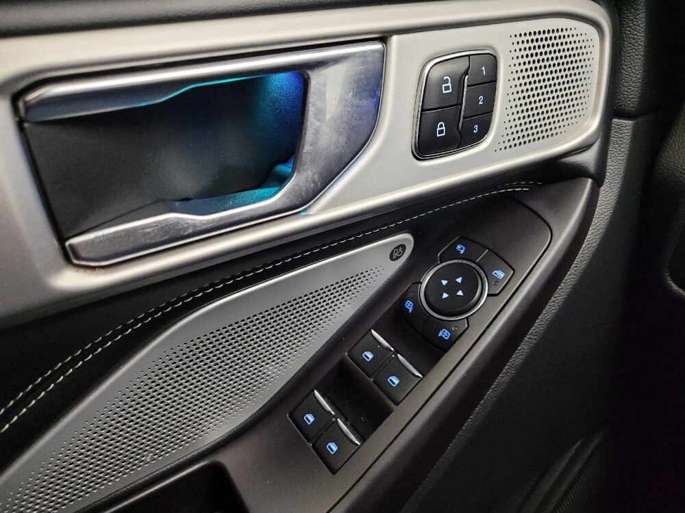 2020 Ford Explorer in Taylor, MI 48180 - 18127076 27