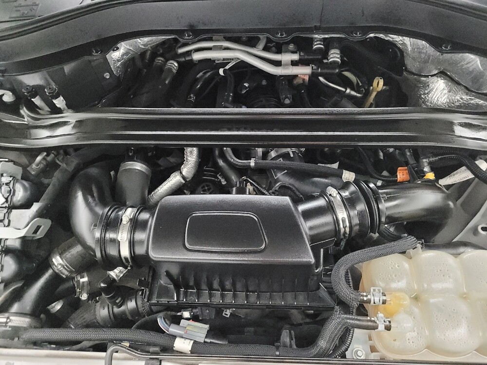 2020 Ford Explorer in Taylor, MI 48180 - 18127076 30