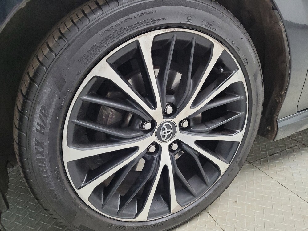 2020 Toyota Camry in Taylor, MI 48180 - 18127077 31