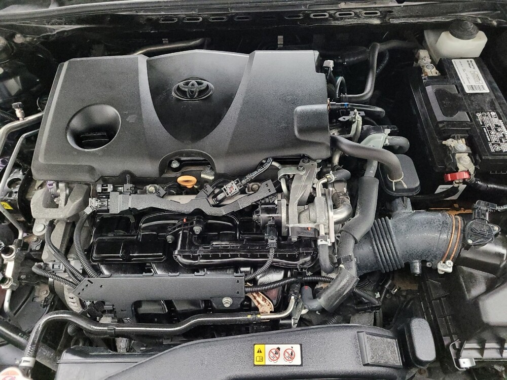 2020 Toyota Camry in Taylor, MI 48180 - 18127077 30