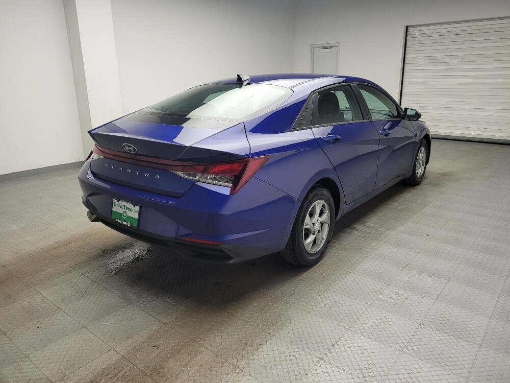 2023 Hyundai Elantra in Taylor, MI 48180 - 18127078 9