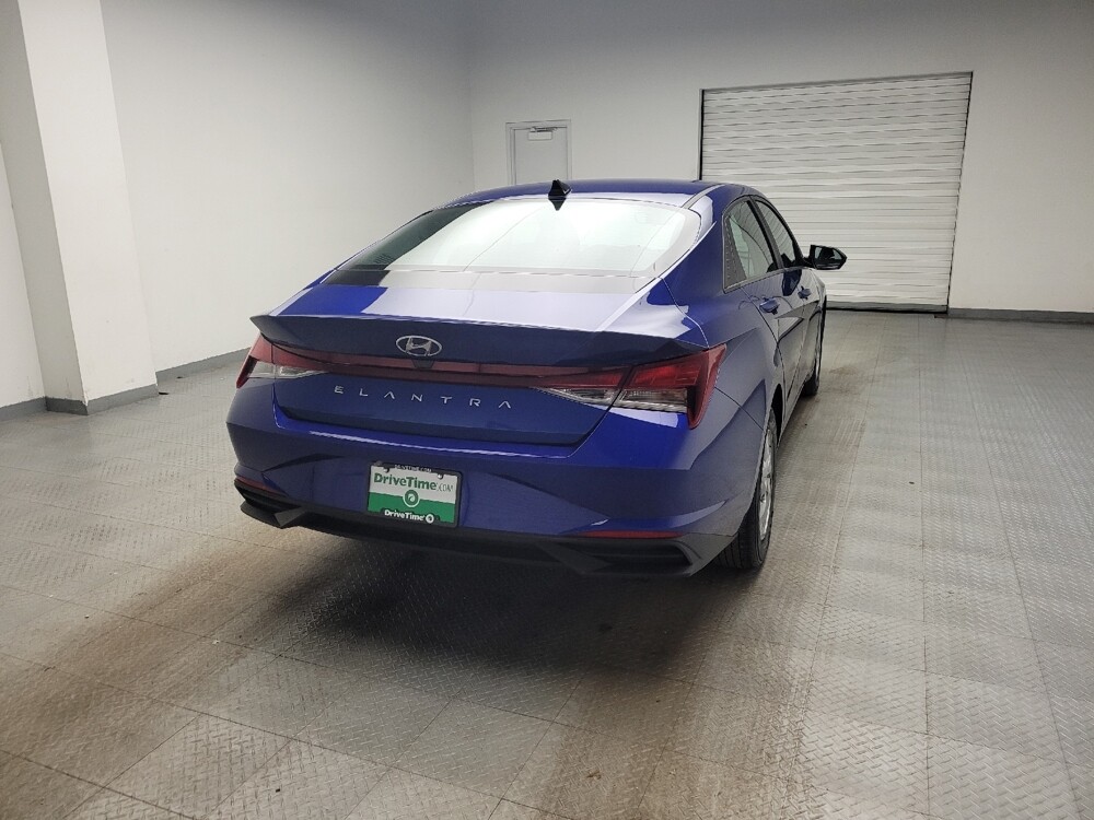 2023 Hyundai Elantra in Taylor, MI 48180 - 18127078 7