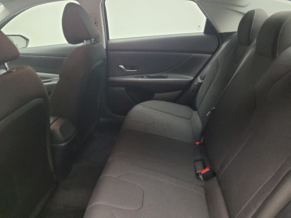 2023 Hyundai Elantra in Taylor, MI 48180 - 18127078 18