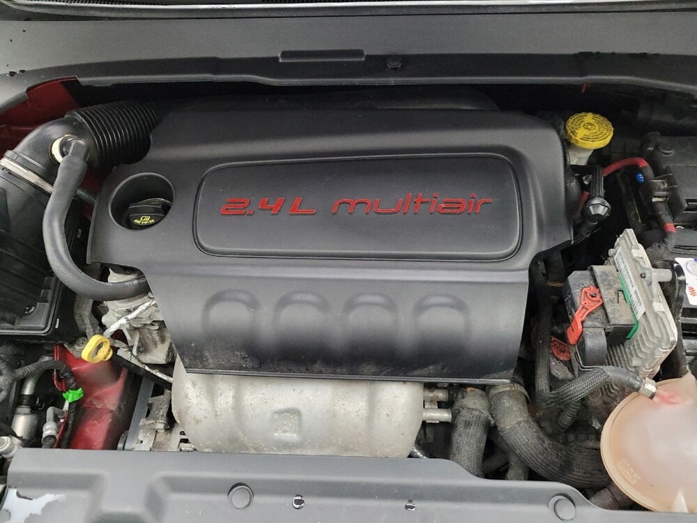 2018 Jeep Compass in Taylor, MI 48180 - 18127080 30