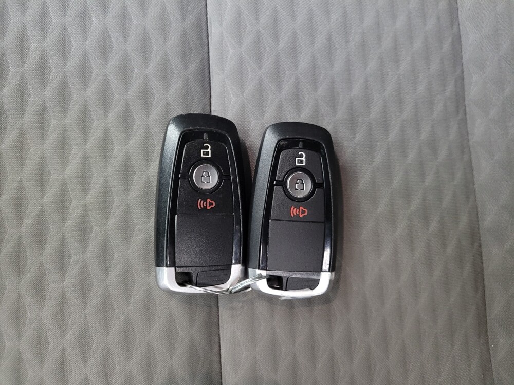 2022 Ford Escape in Grand Rapids, MI 49508 - 18127082 32