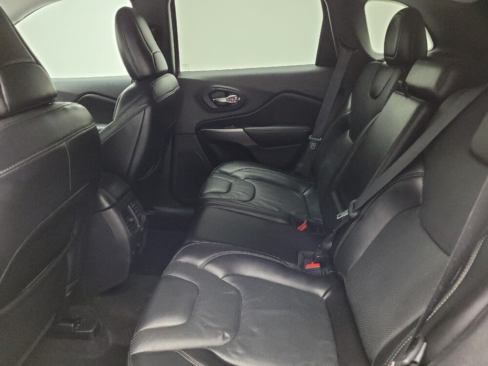 2021 Jeep Cherokee in Taylor, MI 48180 - 18127083 18