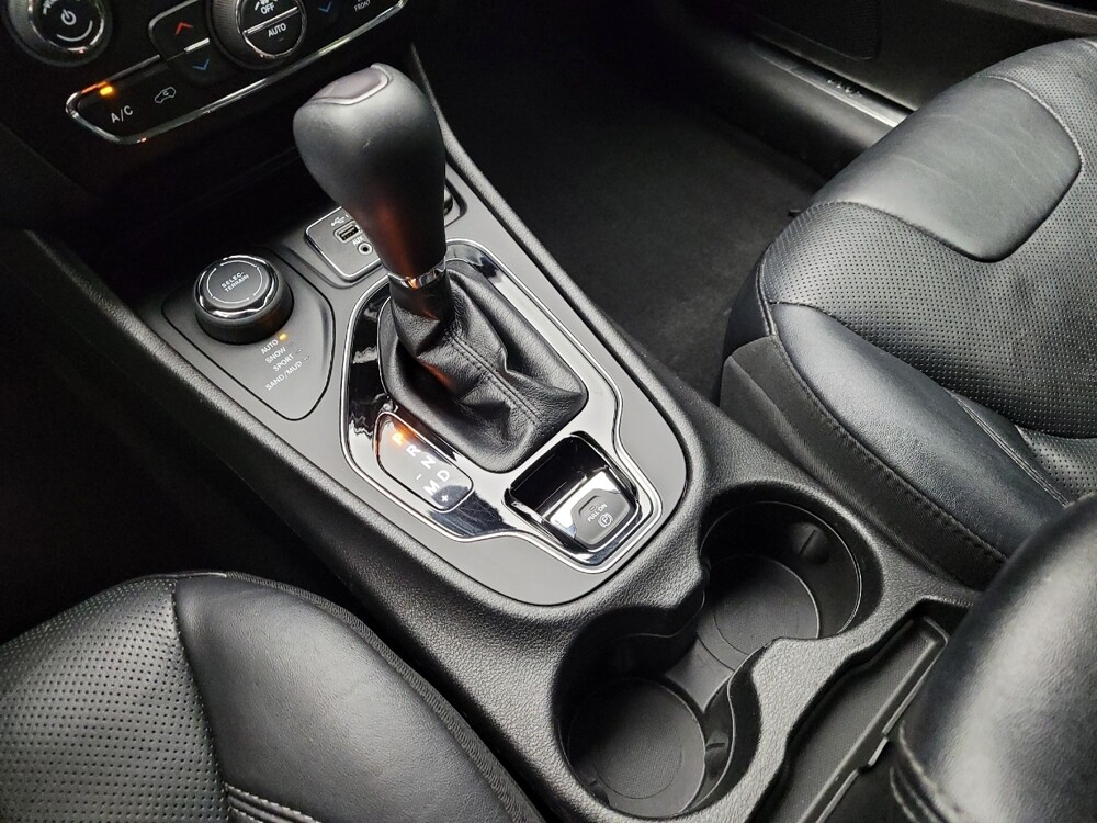 2021 Jeep Cherokee in Taylor, MI 48180 - 18127083 26