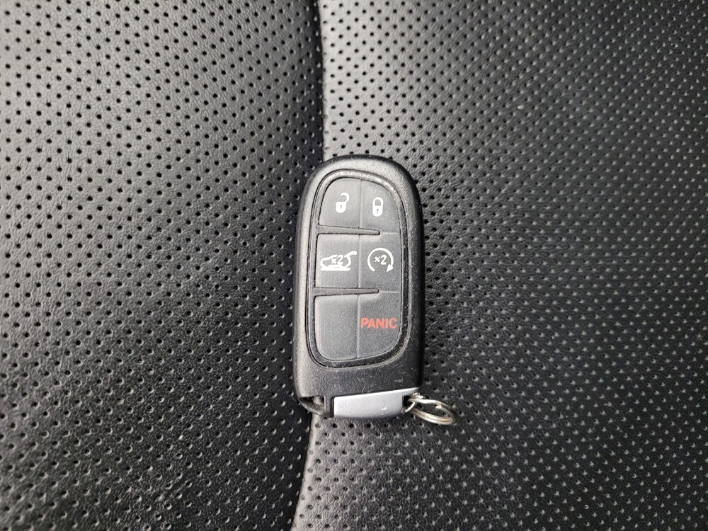 2021 Jeep Cherokee in Taylor, MI 48180 - 18127083 32