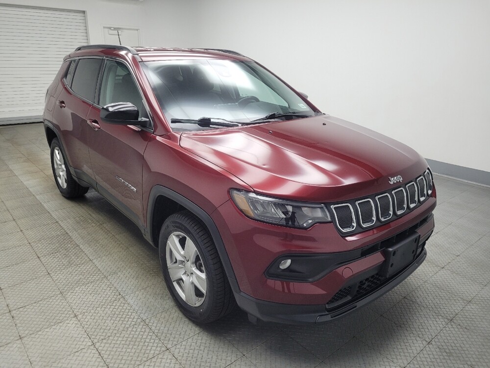 2022 Jeep Compass in Indianapolis, IN 46222 - 18127085 13