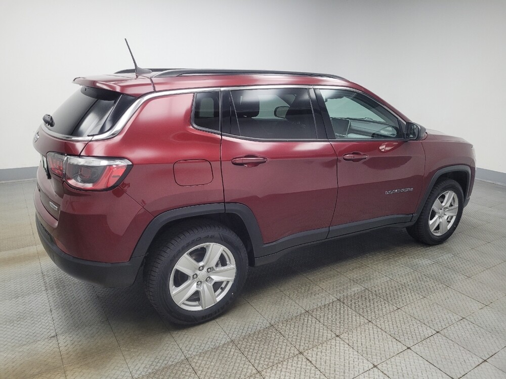 2022 Jeep Compass in Indianapolis, IN 46222 - 18127085 10
