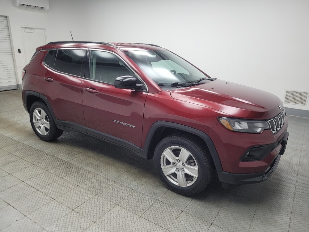 2022 Jeep Compass in Indianapolis, IN 46222 - 18127085 11