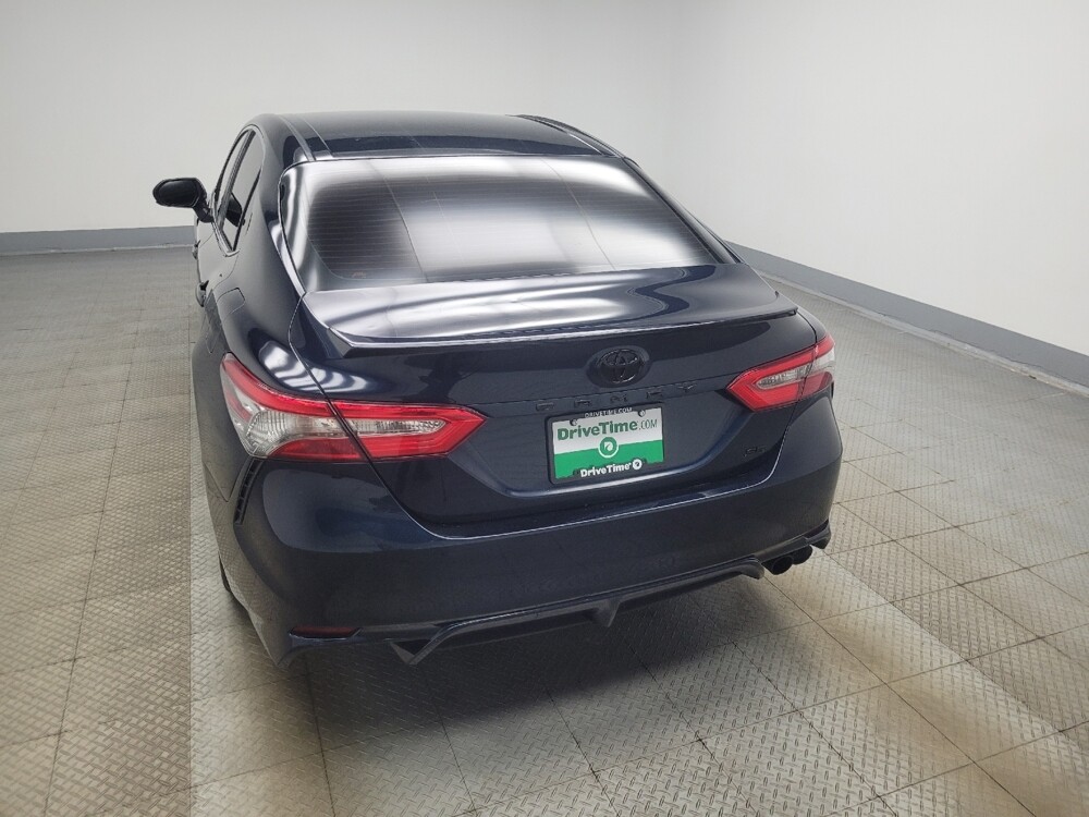 2018 Toyota Camry in Indianapolis, IN 46222 - 18127088 6