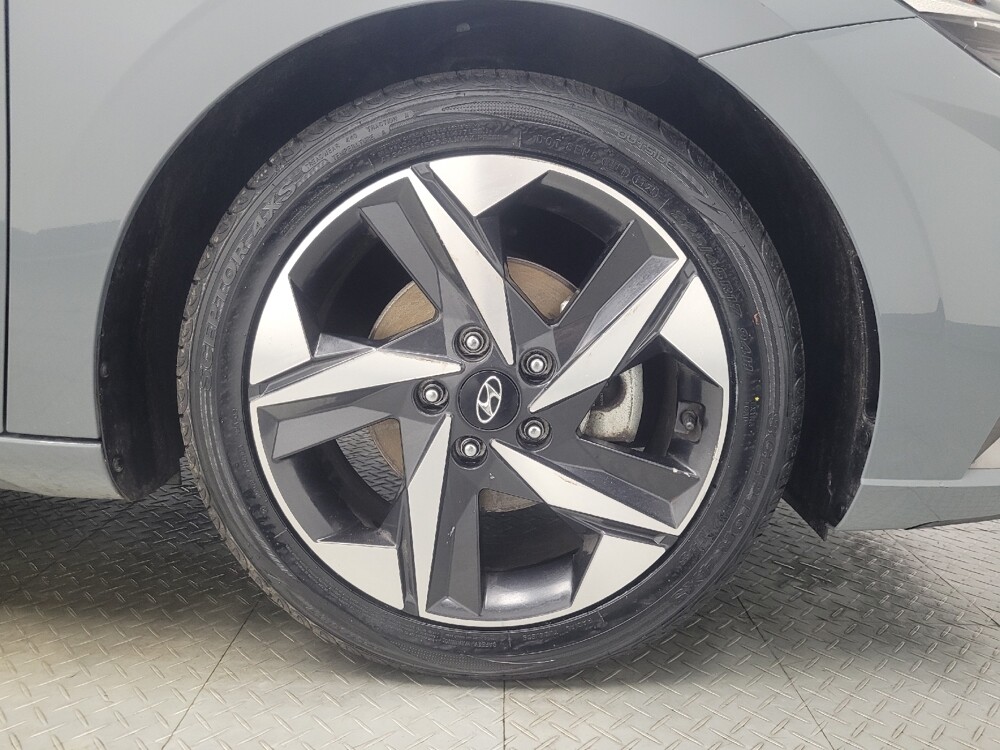 2022 Hyundai Elantra in Peoria, IL 61615 - 18127089 31