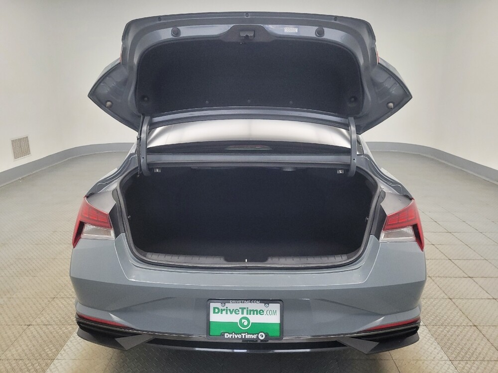 2022 Hyundai Elantra in Peoria, IL 61615 - 18127089 29