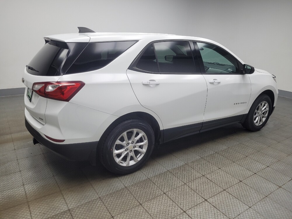 2019 Chevrolet Equinox in Ft Wayne, IN 46805 - 18127092 10