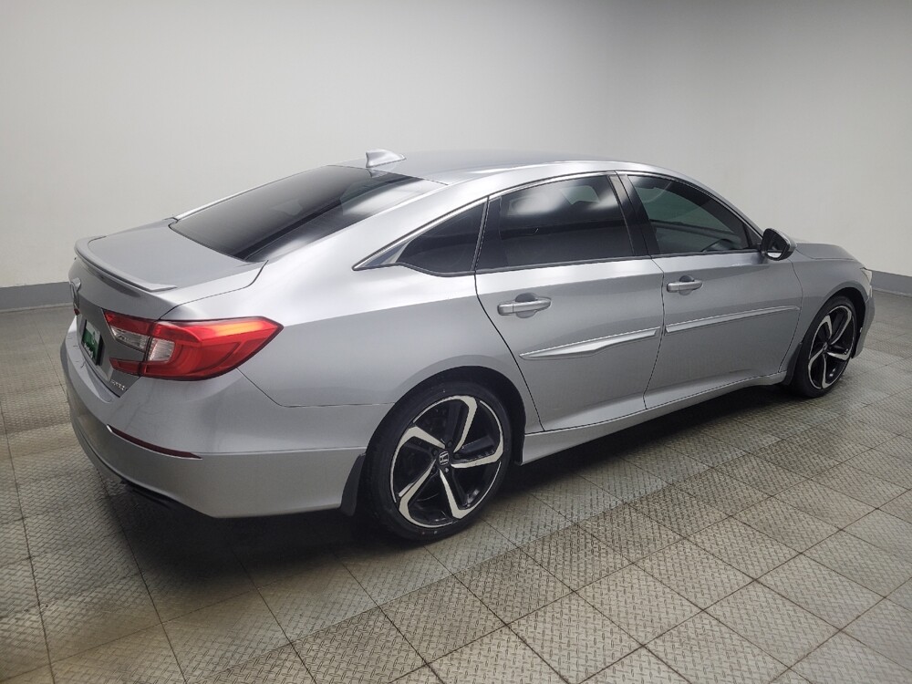 2018 Honda Accord in Mishawaka, IN 46545 - 18127101 10