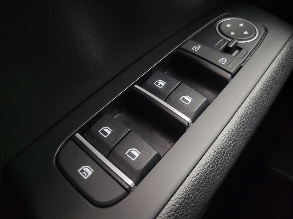 2025 Kia Soul in Indianapolis, IN 46222 - 18127102 27